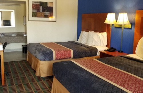 Victoria Hotel | Executive Inn