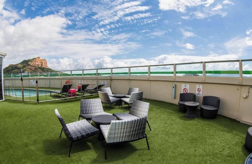 Townsville Hotel | Executive King Room CBD Townsville