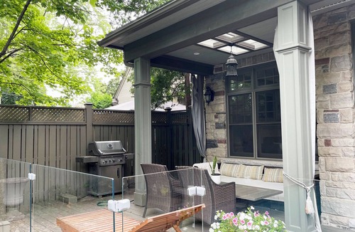 The Kingsway House | EXECUTIVE KINGSWAY HOME WITH POOL/OLOS + LKS CATCHMENT