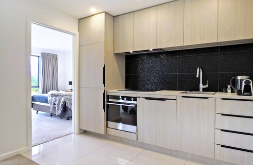 Frankton Apartment | Executive Living in Bluewater