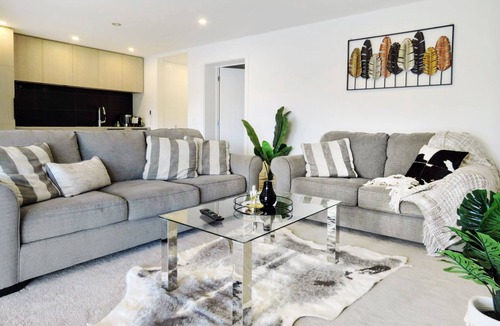Frankton Apartment | Executive Living in Bluewater