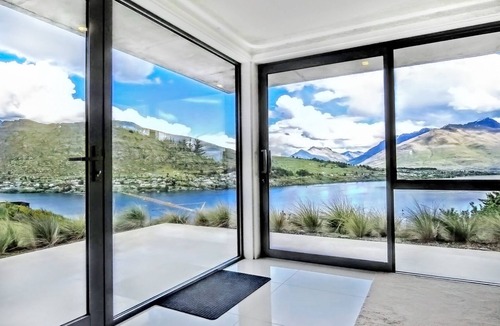 Frankton Apartment | Executive Living in Bluewater