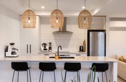 Papamoa Beach House | Executive Modern Home