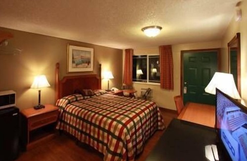 West Eugene Hotel | Executive Motel