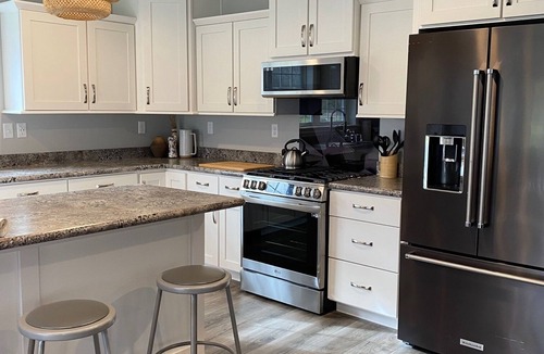 Bridgeport House | Executive Oneida Lake Vista in Bridgeport, NY