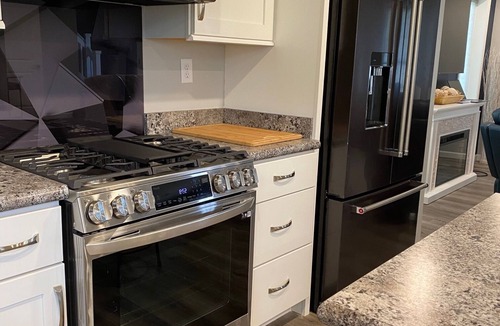Bridgeport House | Executive Oneida Lake Vista in Bridgeport, NY