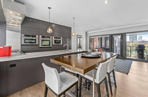 Crescent Heights Condo | Executive Penthouse with Downtown Views - 2 Br 2 Bt