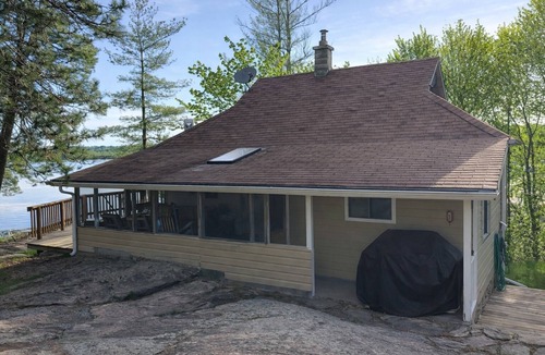 Nipissing Cottage | Executive Retreat on Lake Nipissing