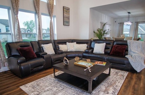 Acton House | Executive Retreats: Luxurious Corporate Rental