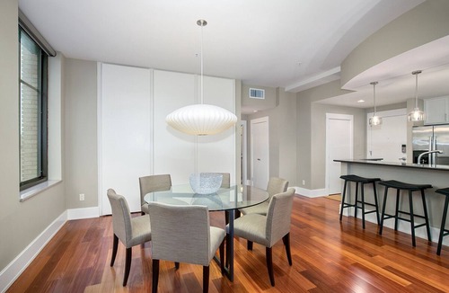 Downtown Condo | Executive style condo on the strip