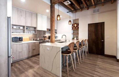 Downtown Spokane Apartment | Executive Suite with King Bed and Fast Wi-Fi