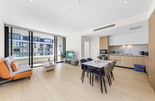 Macquarie Park Apartment | Executive Two-Bedroom Apartment in Macquarie Park