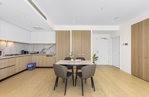 Macquarie Park Apartment | Executive Two-Bedroom Apartment in Macquarie Park