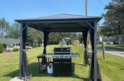 Stanhope Cottage | Executive Two-Bedroom Cottage (Cottage 12)