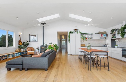 Eden Terrace House | Executive Villa Home