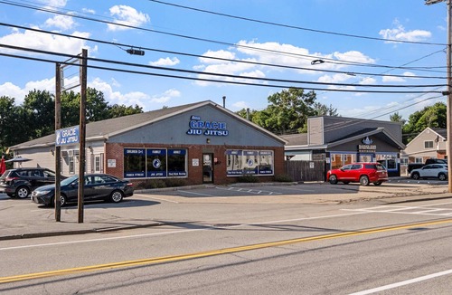 Exeter Apartment | Exeter -1st Floor Large Furnished Two Bed One Bath