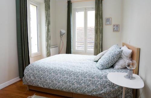 Versailles Apartment | EXIGEHOME-Luxury flat with 3 bedrooms, terrasse in downtown