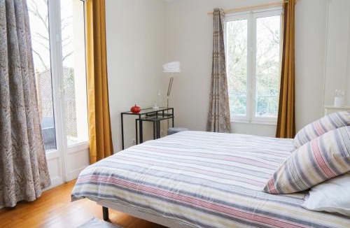 Versailles Apartment | EXIGEHOME-Luxury flat with 3 bedrooms, terrasse in downtown