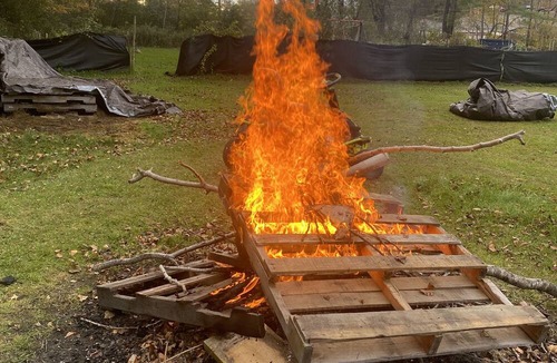 Fair Haven Apartment | Exit 1 FH Vt. This 2 br features awesome sunset views from your kitchen window