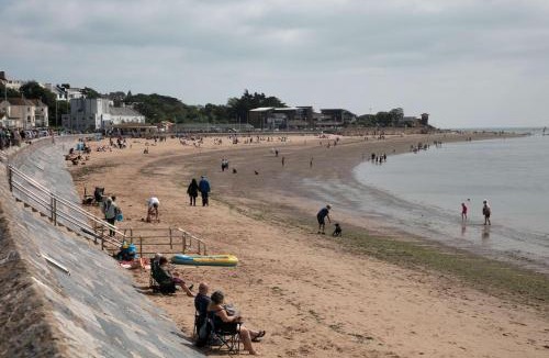 Exmouth Hotel | Exmouth Beach Hotel