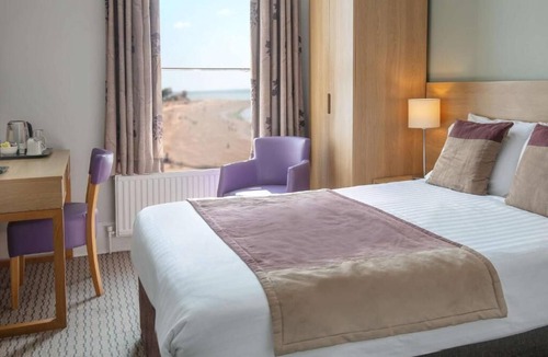 Exmouth Hotel | Exmouth Beach Hotel