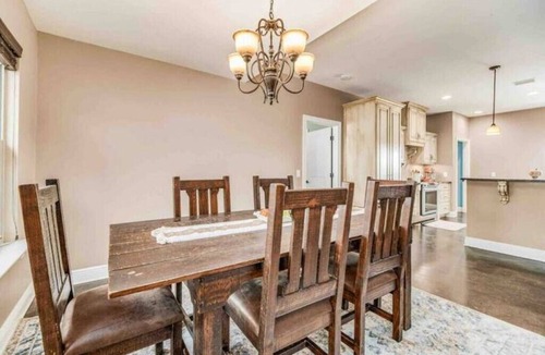 Milton House | Exotic Farm Stayn