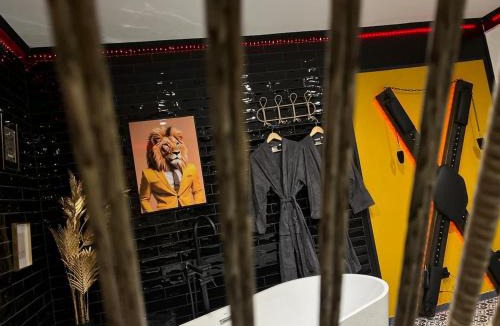 Aubie-et-Espessas Apartment | Expérience 50 Nuances de Grey, Play & Spa