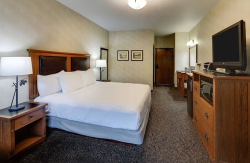 Sioux City Hotel | Expanded King Lodge, Whirlpool, Stoney Creek Sioux, Parking Near 3rd Street