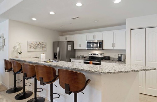 Lake Ozark Condo | Expansive 3-bedroom condo offering breathtaking main channel views at Lake Ozark