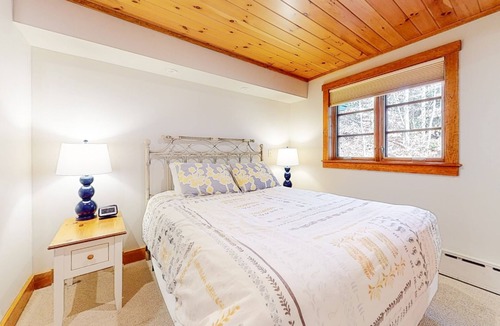 Waterville Valley House | Expansive home with game room, hot tub, firepit, & fireplace - walk to town