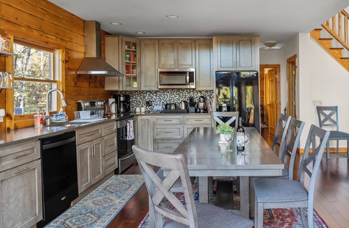Athens House | Expansive Lake House/Private Dock/Stunning Views/Family & Pet Friendly