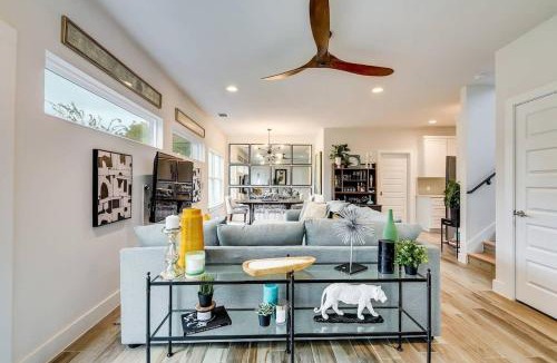 East MLK House | Expansive Luxury Escape with Private Pool