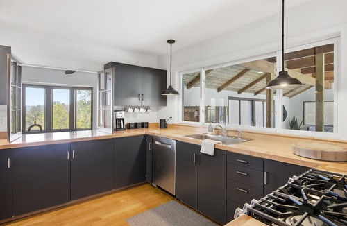 West Stockbridge House | Expansive Mountainside Escape by Evergreen Home