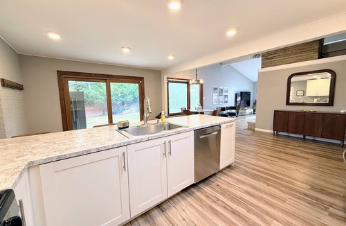 Gahanna House | Expansive, open, and inviting in Columbus. Luxurious, light filled sanctuary.