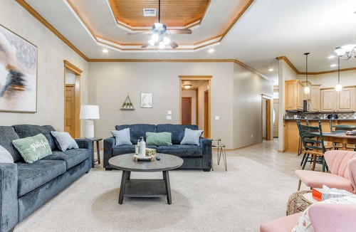 Del City House | Expansive Summer Oasis with Private Pool & Gathering Place #JD