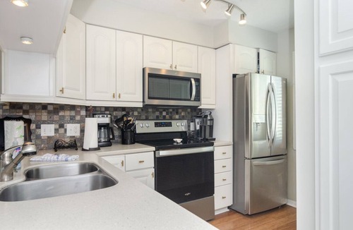 Kure Beach Condo | Expansive views from top floor Ocean Dunes condo!