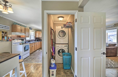 Sparta House | Expansive Yard, Beautiful Views! Sparta Getaway