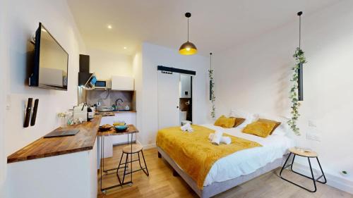 Saint-Georges Apartment | expat renting - Le Cyrano - Hyper centre - Wifi