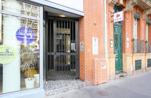Saint-Georges Apartment | expat renting - Le Terra - Central - Wifi