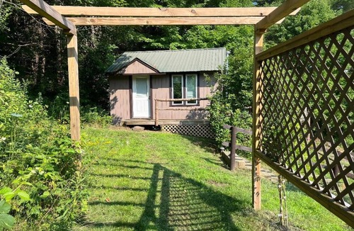 St. Johnsbury Cabin | Expedition Everest Cabin At Basecamp