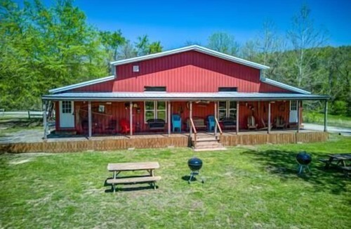 Norfork House | Expedition Suite, Gatherings, River view, Wade-in access