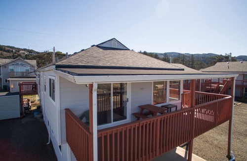 Rockaway Beach Condo | Experience Affordable Pet Friendly Oceanfront Lodging with Amazing Views