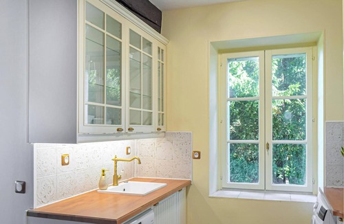 Ocquerre Apartment | Experience an exceptional vacation in a renovated watchtower with outdoor pool.