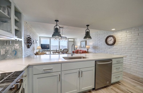 Shibui Sands Condo | Experience beachfront bliss at Coral Cay #130, a spacious 2BR condo in Port Aransas.