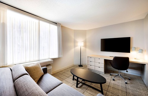 Exchange Place North Hotel | Experience Colgate Clock! Spacious Suite! Near Light Rail!