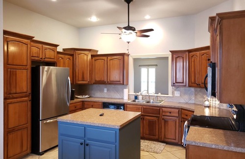 Barling House | Experience Comfort and Relaxation in Chaffee Crossing w/this Spacious Retreat!