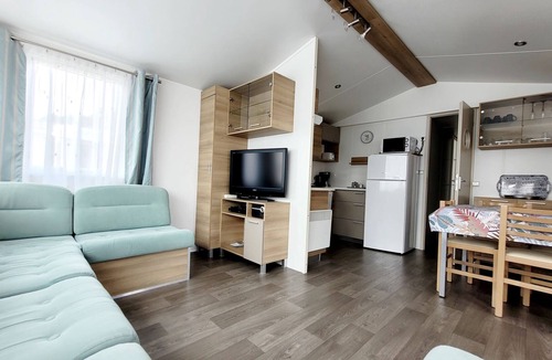Saint-Jean-de-Monts Ski Chalet | Experience - Camping du Bois Dormant