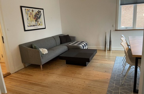 Herning Condo | Experience Herning from our central bel apartment