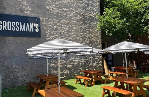 Santa Rosa Hotel | Experience Historic Charm + Comfort in a Serene Santa Rosa Wine Country Room