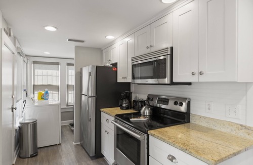 Downtown Historic District House | Experience History! Unbeatable location Downtown!